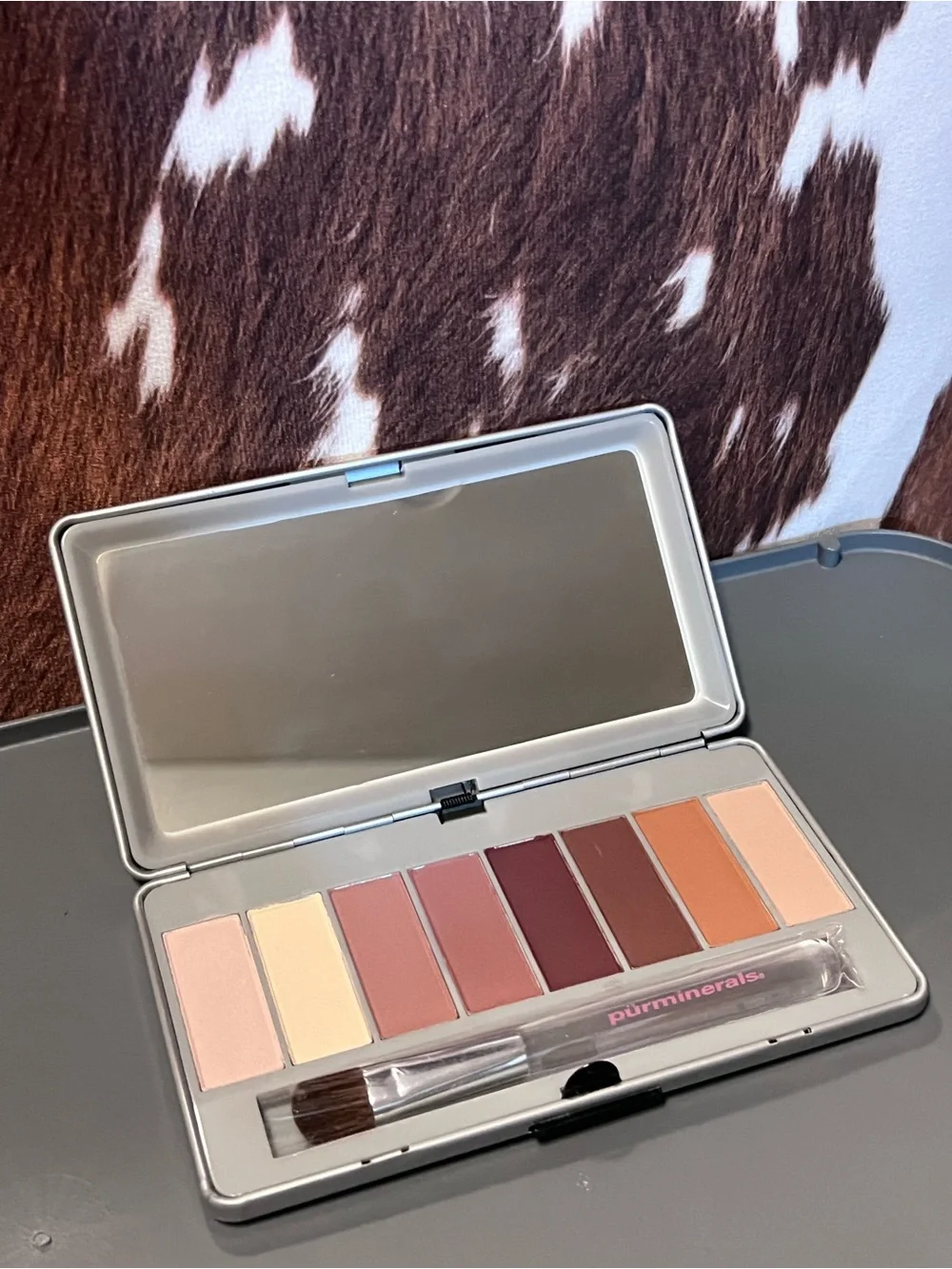 Pur Minerals Soul Mattes 8 Ultimate Matte Eyeshadow Palette + Brush